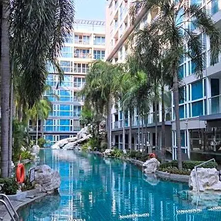 Azure โรงแรม 4*