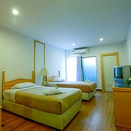 Deeden Hotel
