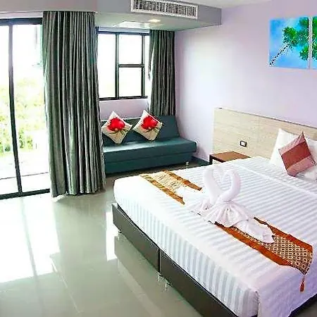 Lakkhana Poolside รีสอร์ท