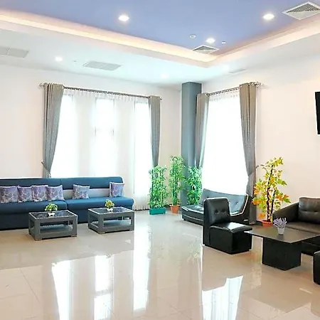 Lakkhana Poolside รีสอร์ท 4*