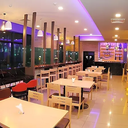 Lakkhana Poolside 4*