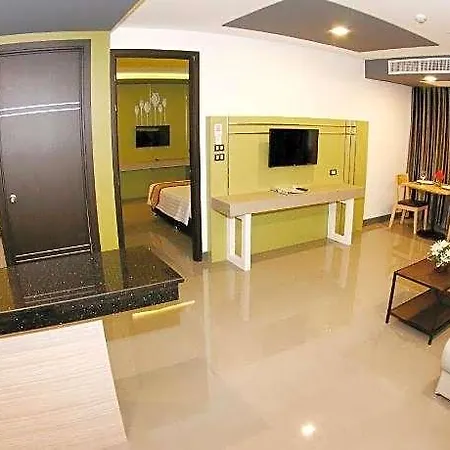 Lakkhana Poolside รีสอร์ท Pattaya