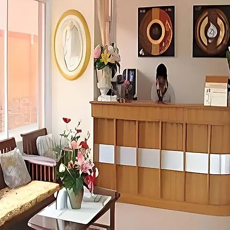 Hotel Navin Mansion 3 3*