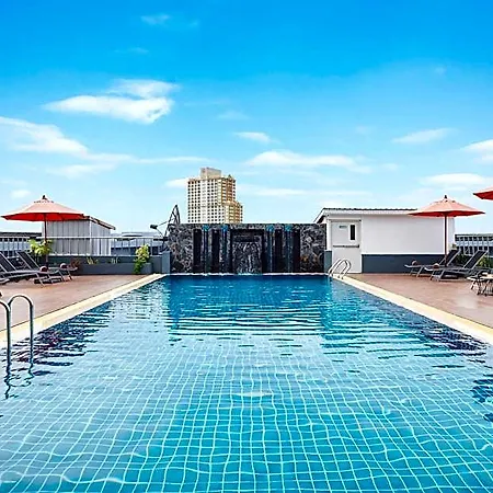 Adelphi 4*