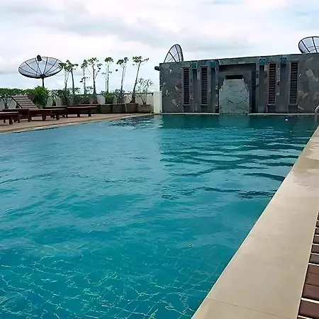 Adelphi โรงแรม Pattaya