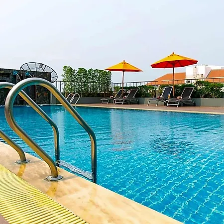 Adelphi 4* Pattaya