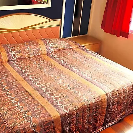 Hotel Highfive 2*