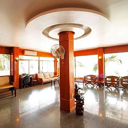 Mr. Mac's Hotel 2*