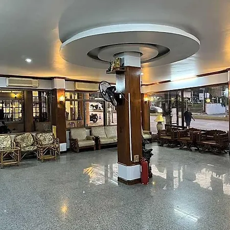Mr. Mac's Hotel
