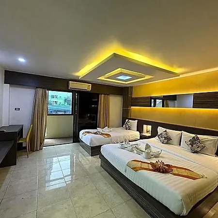 Mr. Mac's Hotel