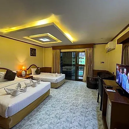 Hotel Mr. Mac's
