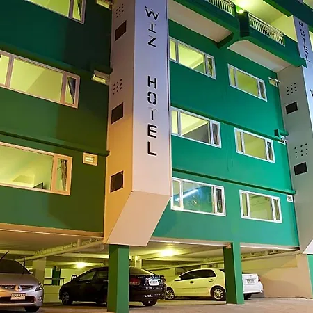 Wiz Hotel