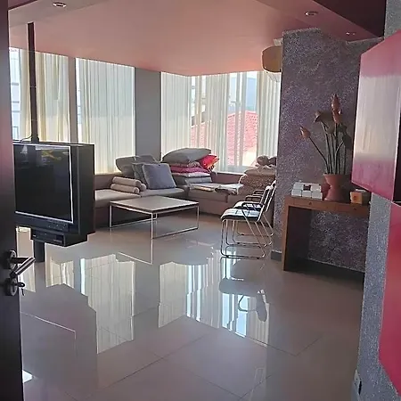 โรงแรม Pasadena
