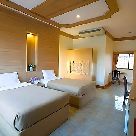 นาวิน แมนชั่น 2 Navin Mansion 2 Hotel 2*