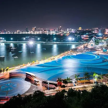 P72 โรงแรม 2*