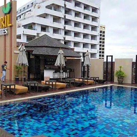 โรงแรม เอพริล สวีืท 3*