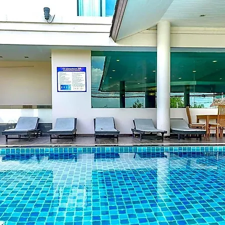 โรงแรม เทวัญ จอมเทียน พัทยา 4*