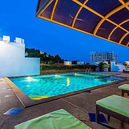 Tara Court Hotel 3*