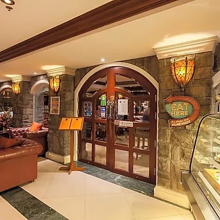 Tara Court Hotel