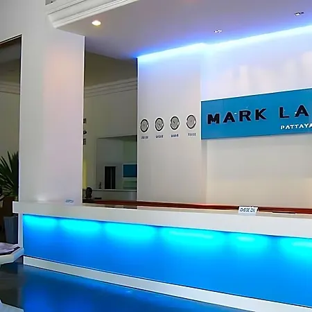 Markland Seaside 3*