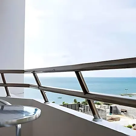 Markland Seaside โรงแรม