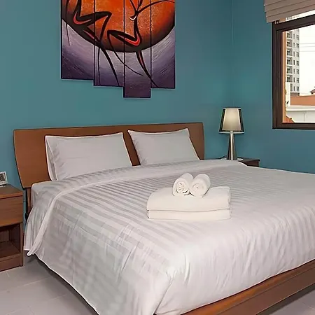 Garden Boutique Inn 3*