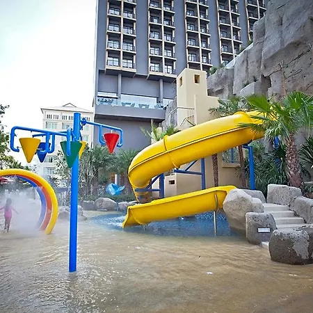 Mercure Ocean 4* Pattaya