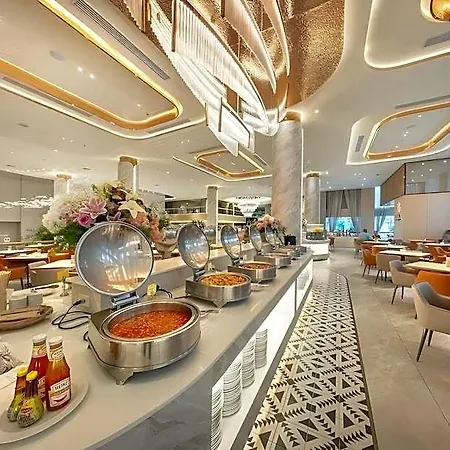 Jomtien Palm & - Family-friendly 5* Pattaya