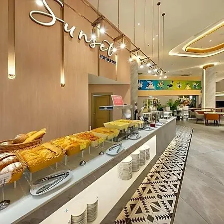 Jomtien Palm & - Family-friendly 5*
