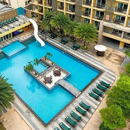 Hotel Grand Bella 4*