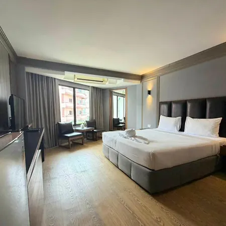 โรงแรมมารีน พลาซ่า พัทยา โรงแรม 3*