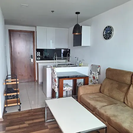 The Peak Towers Sea View Apartment *