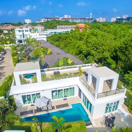 Hollywood Pool Jomtien Villa *