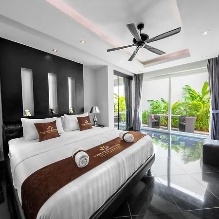 Hollywood Pool Jomtien