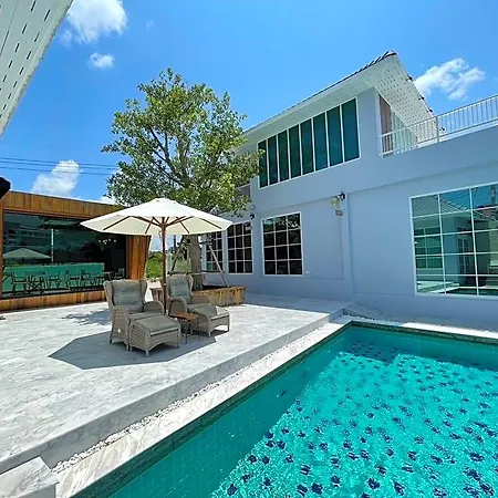 Hotel Skeyndor Health & Pattaya