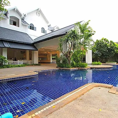 Pooh & Hotel 5*