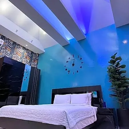 Hotel Skeyndor Health &