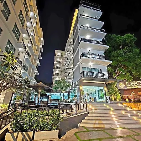 โรงแรม Lhc And