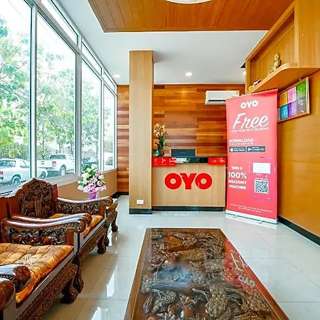 Hotel Oyo 458 Nakorn Siam Boutique 2*