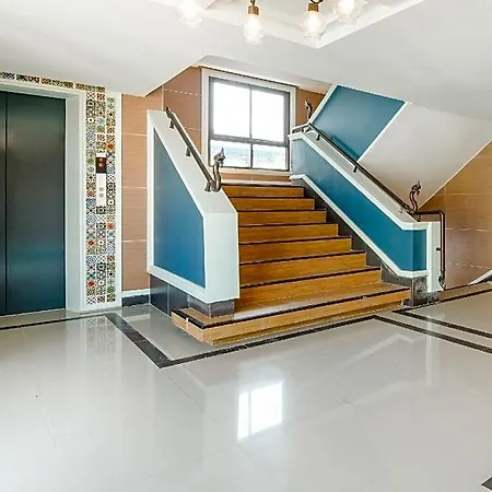 Oyo 458 Nakorn Siam Boutique Hotel 2*