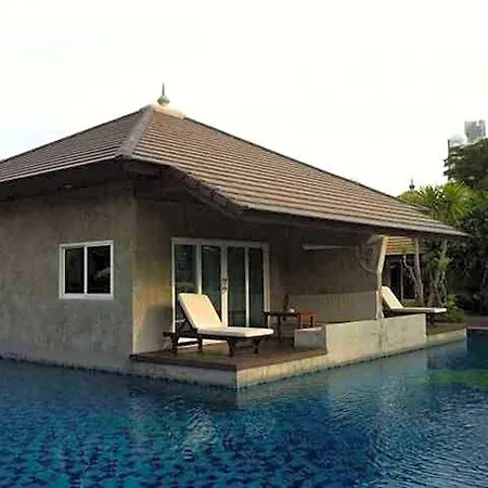 East Sea Paradise Hotel