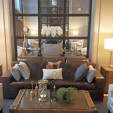 Hotel Sn Connx - Sha 4*