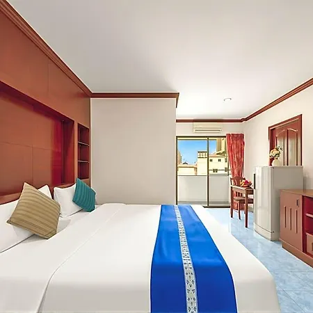 Hotel Selina Place