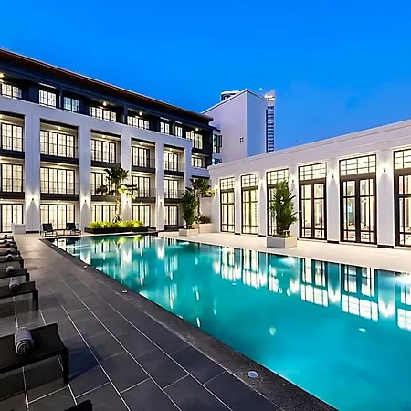 โรงแรม One Patio - Sha Extra 5*