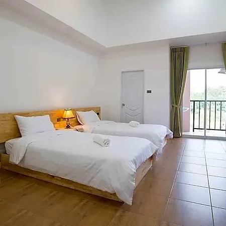 Hotel La Route 3*