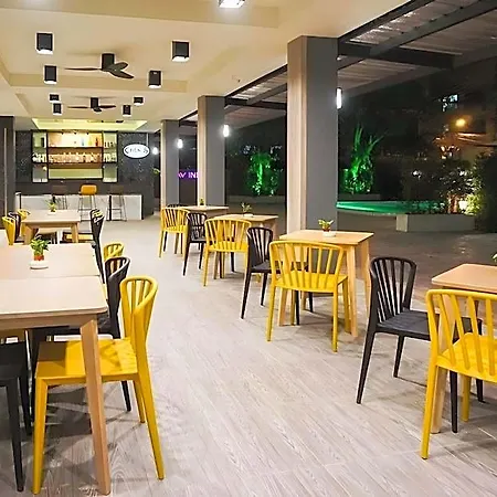 Glow 4* Pattaya