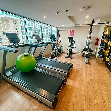 Glow โรงแรม Pattaya