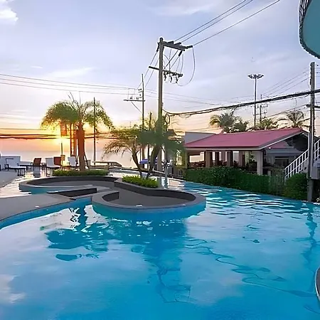 Hotel Golden Jomtien 5*