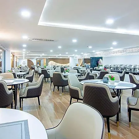 Golden Jomtien 5*