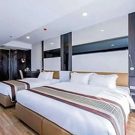Golden Jomtien 5*